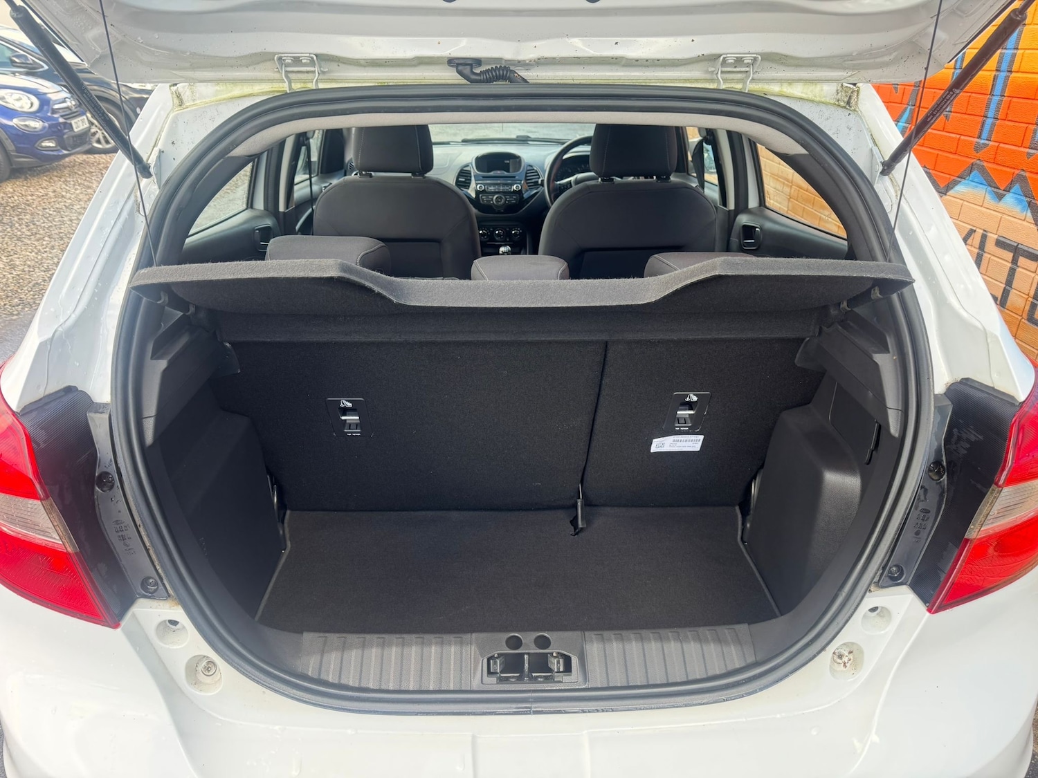 Used Ford Ka+ 2017 for sale - 77236194: Photo 12