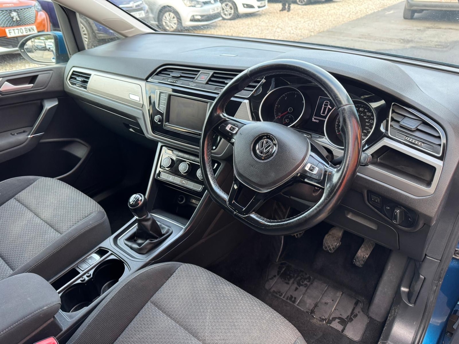 Used Volkswagen Touran 2017 for sale - 77726441: Photo 9