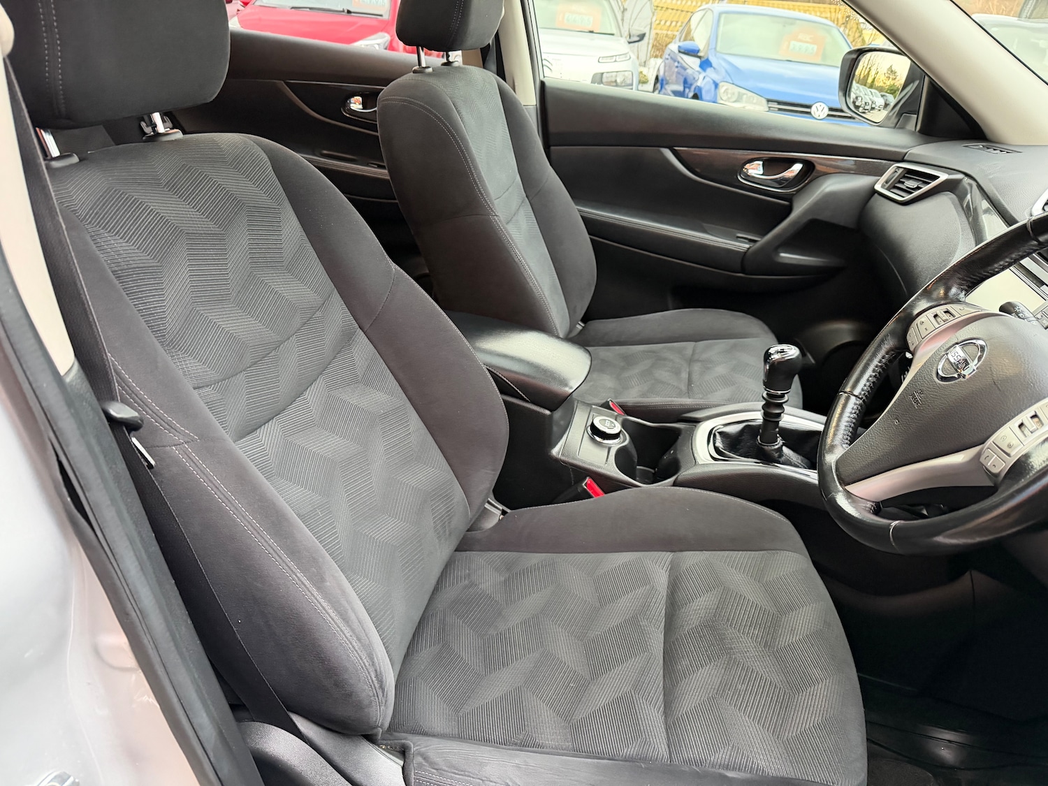 Used Nissan X-Trail 2017 for sale - 77072137: Photo 9