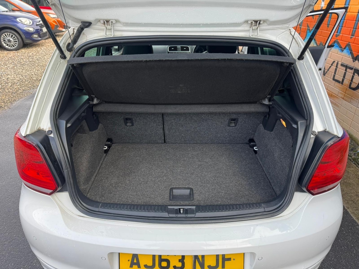 Used Volkswagen Polo 2013 for sale - 77421271: Photo 14