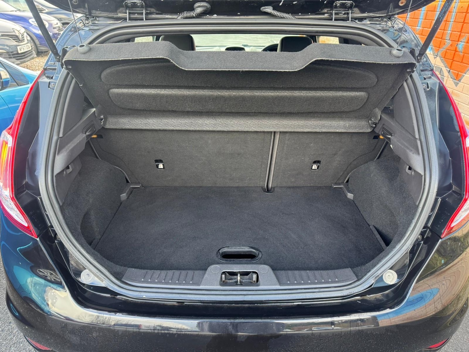 Used Ford Fiesta 2013 for sale - 77293570: Photo 14