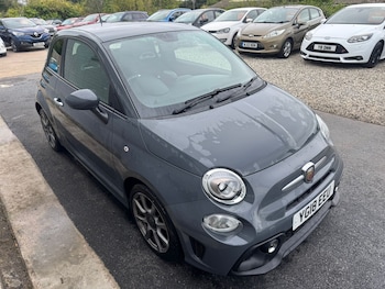 Used Abarth 595 2018 for sale - 75694696: Photo