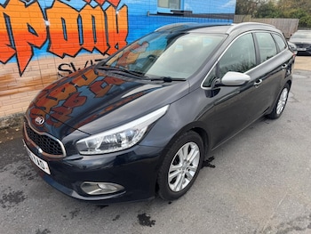 Used Kia Ceed 2015 for sale - 76458702: Photo
