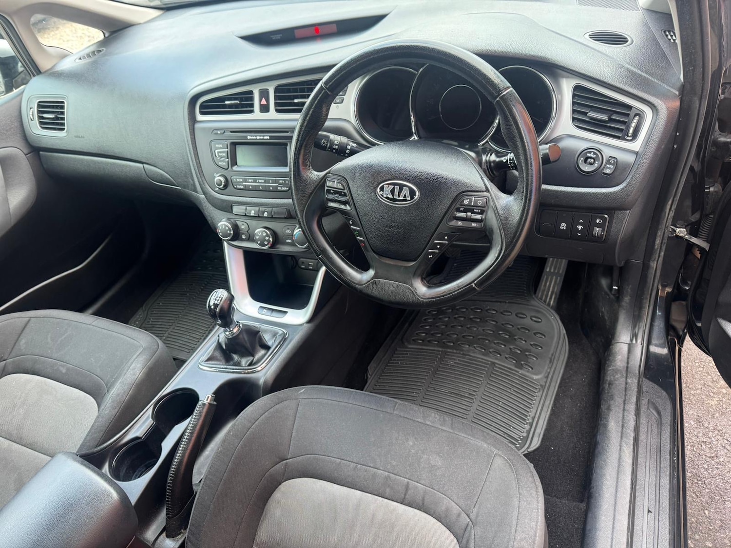Used Kia Ceed 2015 for sale - 76458702: Photo 7