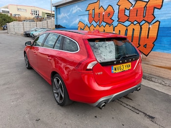 Used Volvo V60 2013 for sale - 79531242: Photo