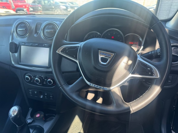 Used Dacia Sandero Stepway 2018 for sale - 75699051: Photo 7