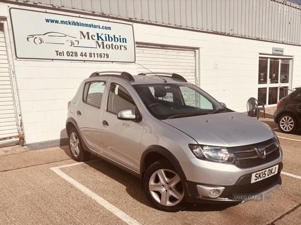 Used Dacia Sandero Stepway 2015 for sale - 76095382: Photo 2