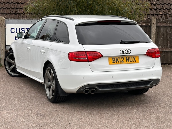 Used Audi A4 2012 for sale - 76196153: Photo 2