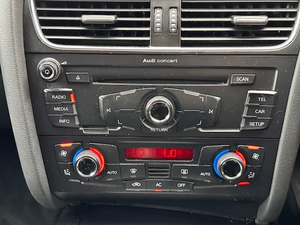 Used Audi A4 2012 for sale - 76196153: Photo 9