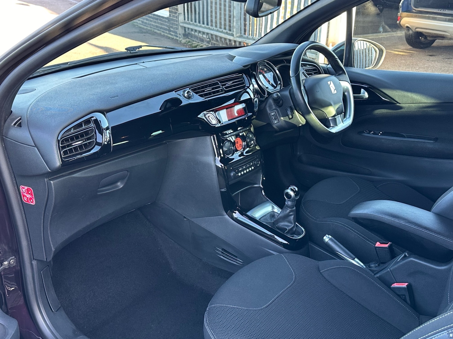 Used Citroen DS3 2014 for sale - 77003640: Photo 15