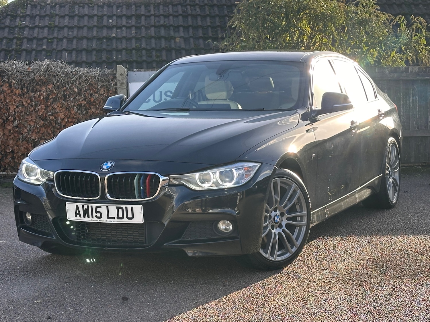 Used BMW 3 Series 2015 for sale - 76602762: Photo 2