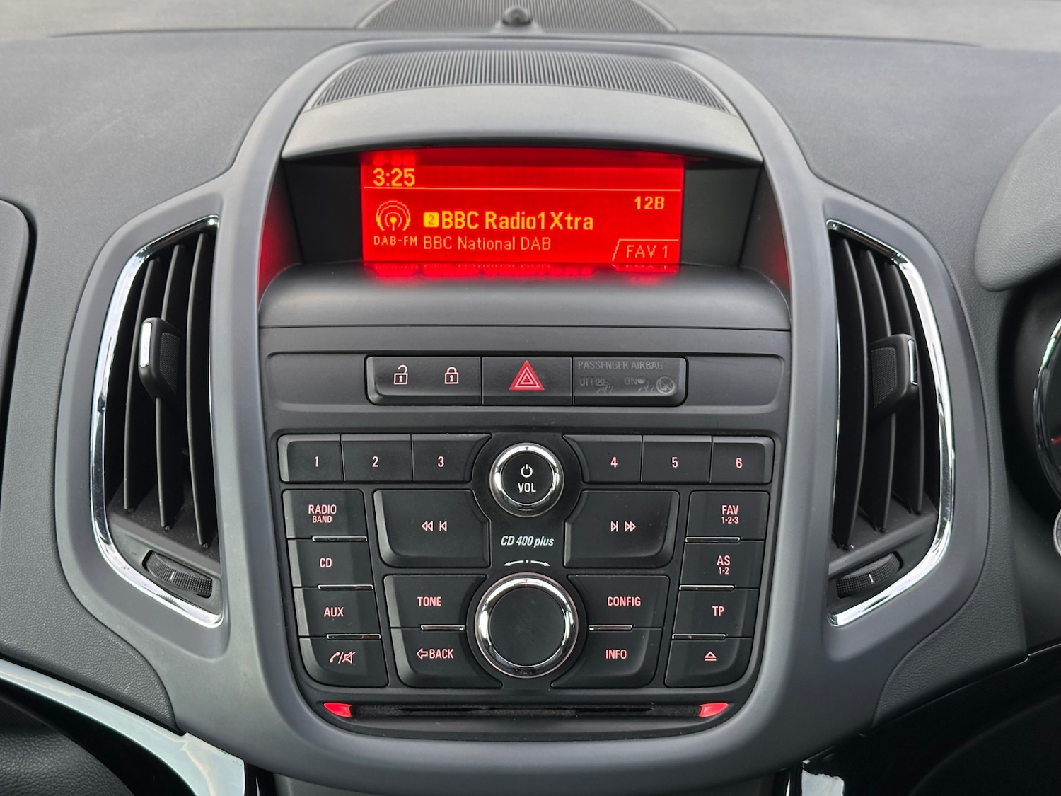 Used Vauxhall Zafira 2014 for sale - 76891654: Photo 10