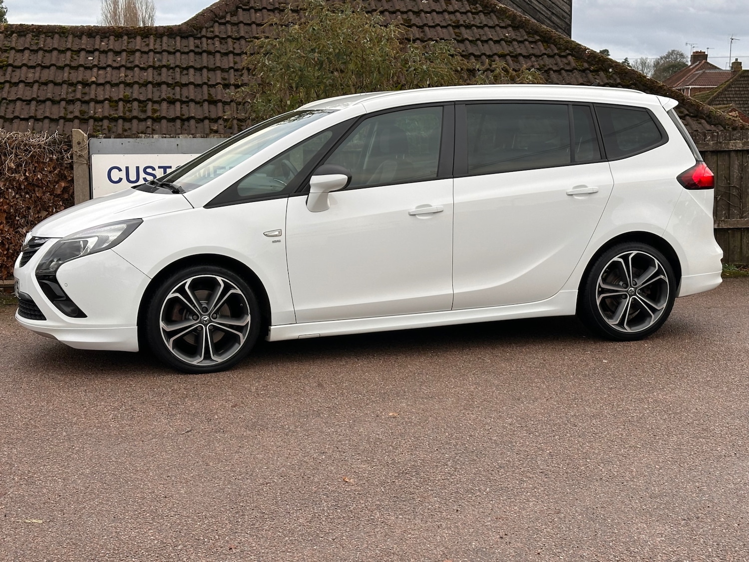 Used Vauxhall Zafira 2014 for sale - 76891654: Photo 24