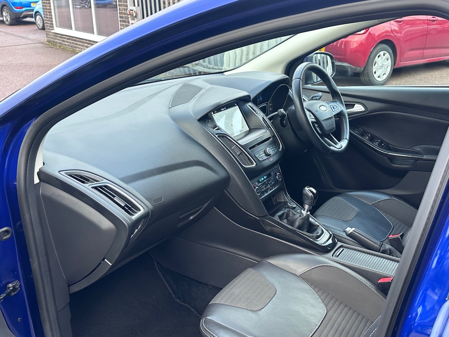 Used Ford Focus 2017 for sale - 77261468: Photo 17