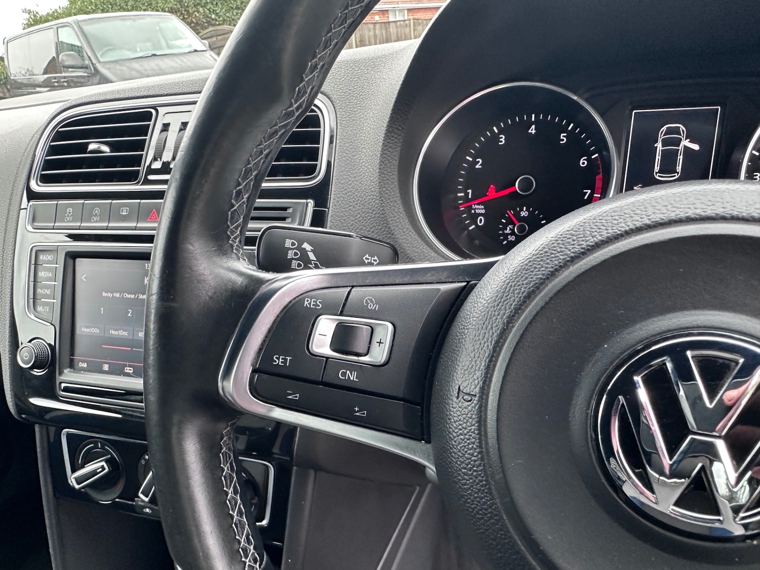 Used Volkswagen Polo 2014 for sale - 77528101: Photo 17