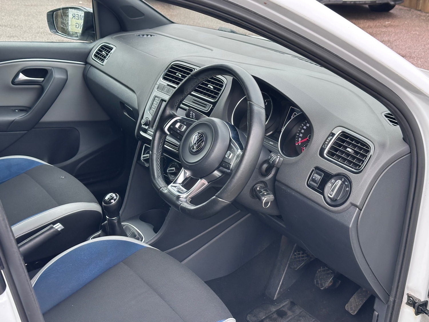 Used Volkswagen Polo 2014 for sale - 77528101: Photo 5