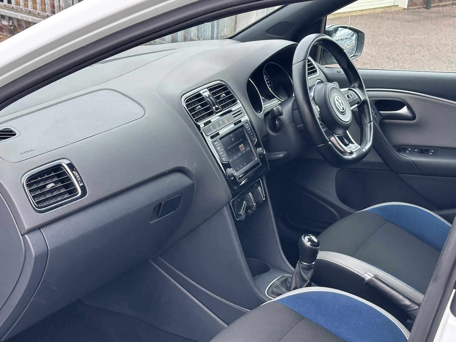 Used Volkswagen Polo 2014 for sale - 77528101: Photo 9