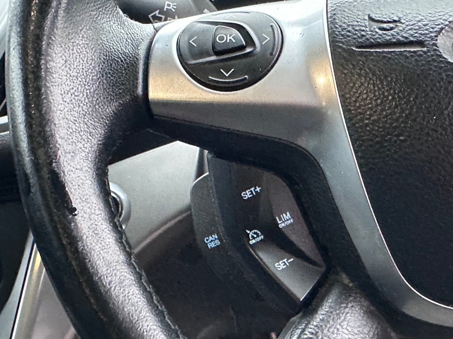 Used Ford Kuga 2015 for sale - 77377720: Photo 17