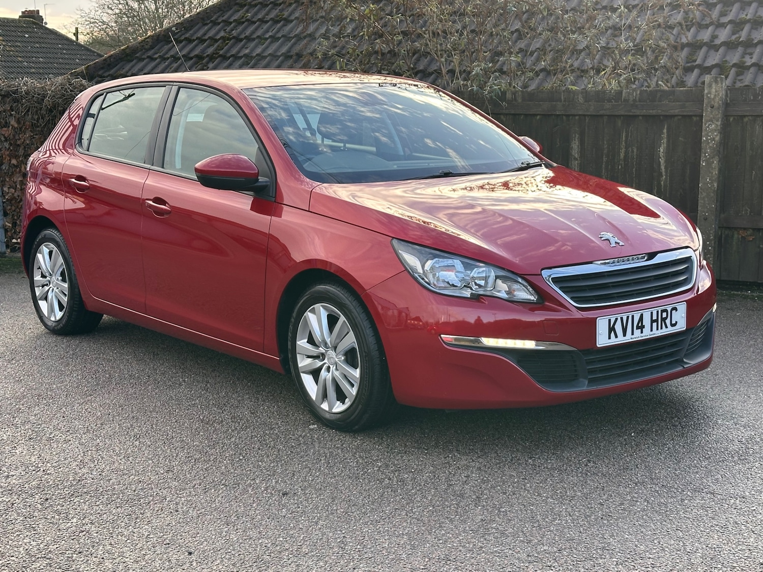 Used Peugeot 308 2014 for sale - 77159343: Photo 11