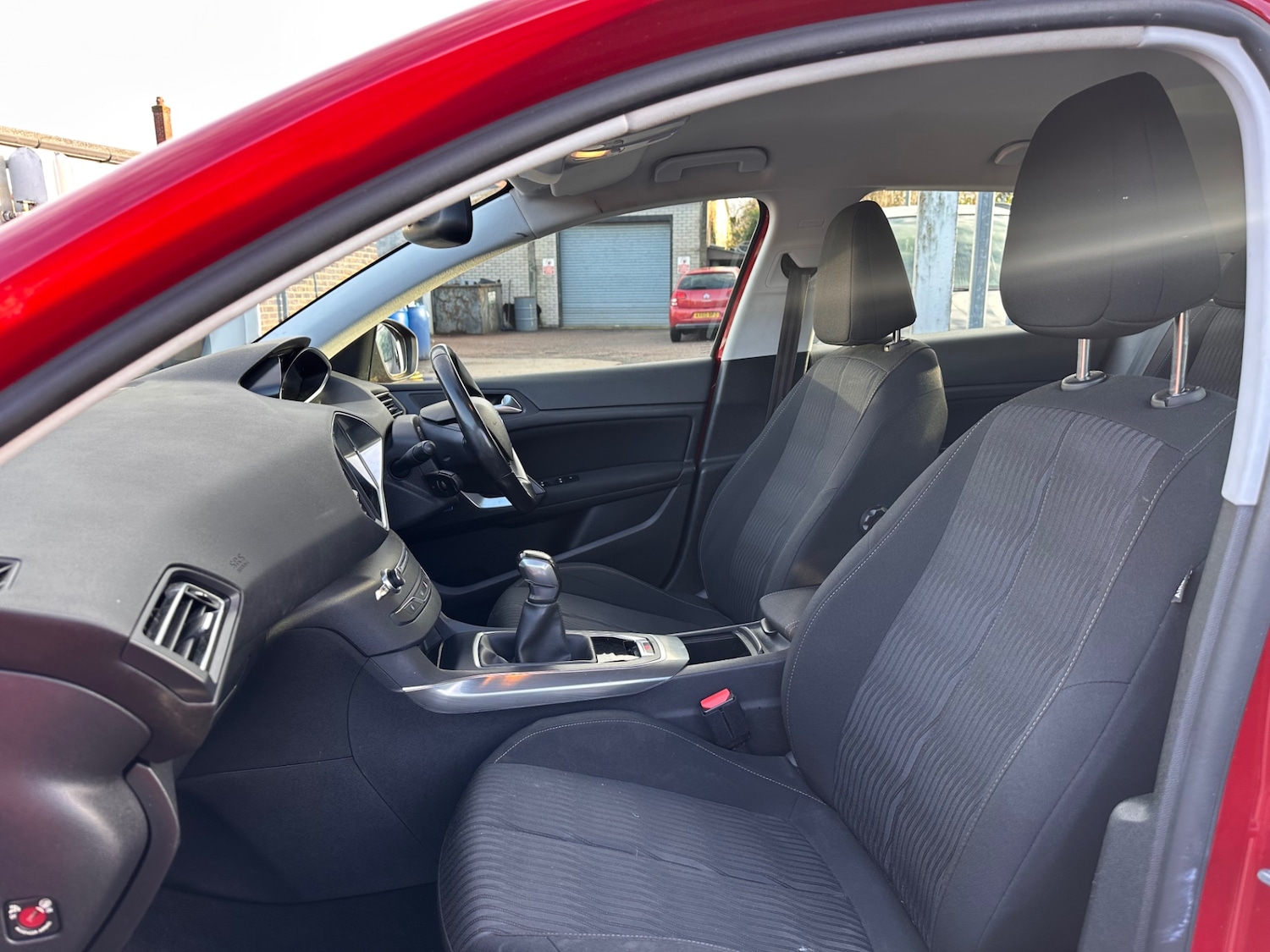 Used Peugeot 308 2014 for sale - 77159343: Photo 14