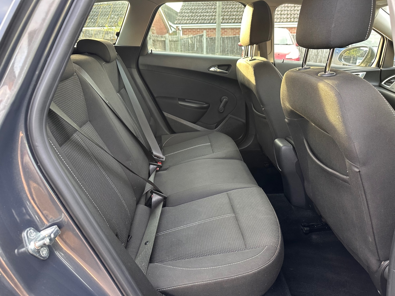 Used Vauxhall Astra 2012 for sale - 76557118: Photo 19