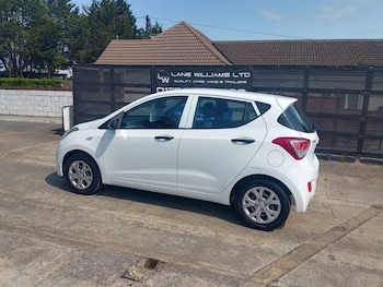 Used Hyundai i10 2015 for sale - 75220583: Photo