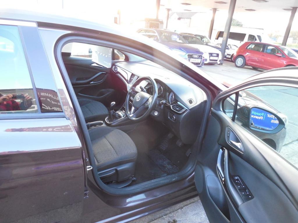 Used Vauxhall Astra 2017 for sale - 76156981: Photo 8
