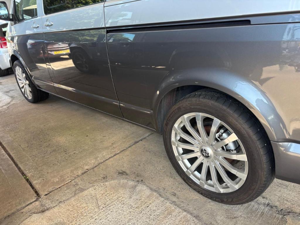 Used Volkswagen Transporter 2009 for sale - 76156977: Photo 3