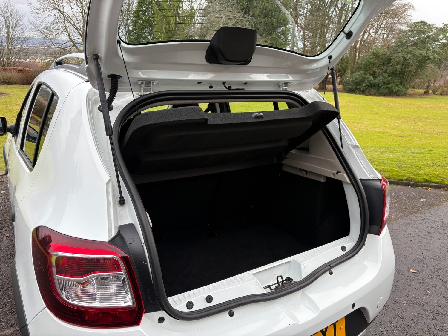 Used Dacia Sandero Stepway 2014 for sale - 77676954: Photo 34