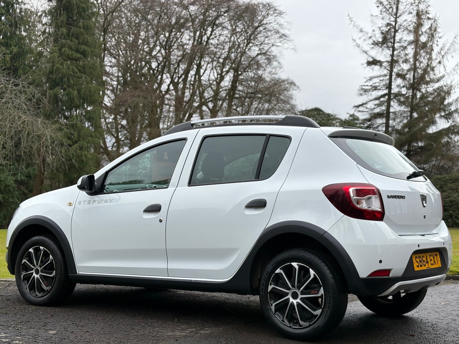 Used Dacia Sandero Stepway 2014 for sale - 77676954: Photo 5