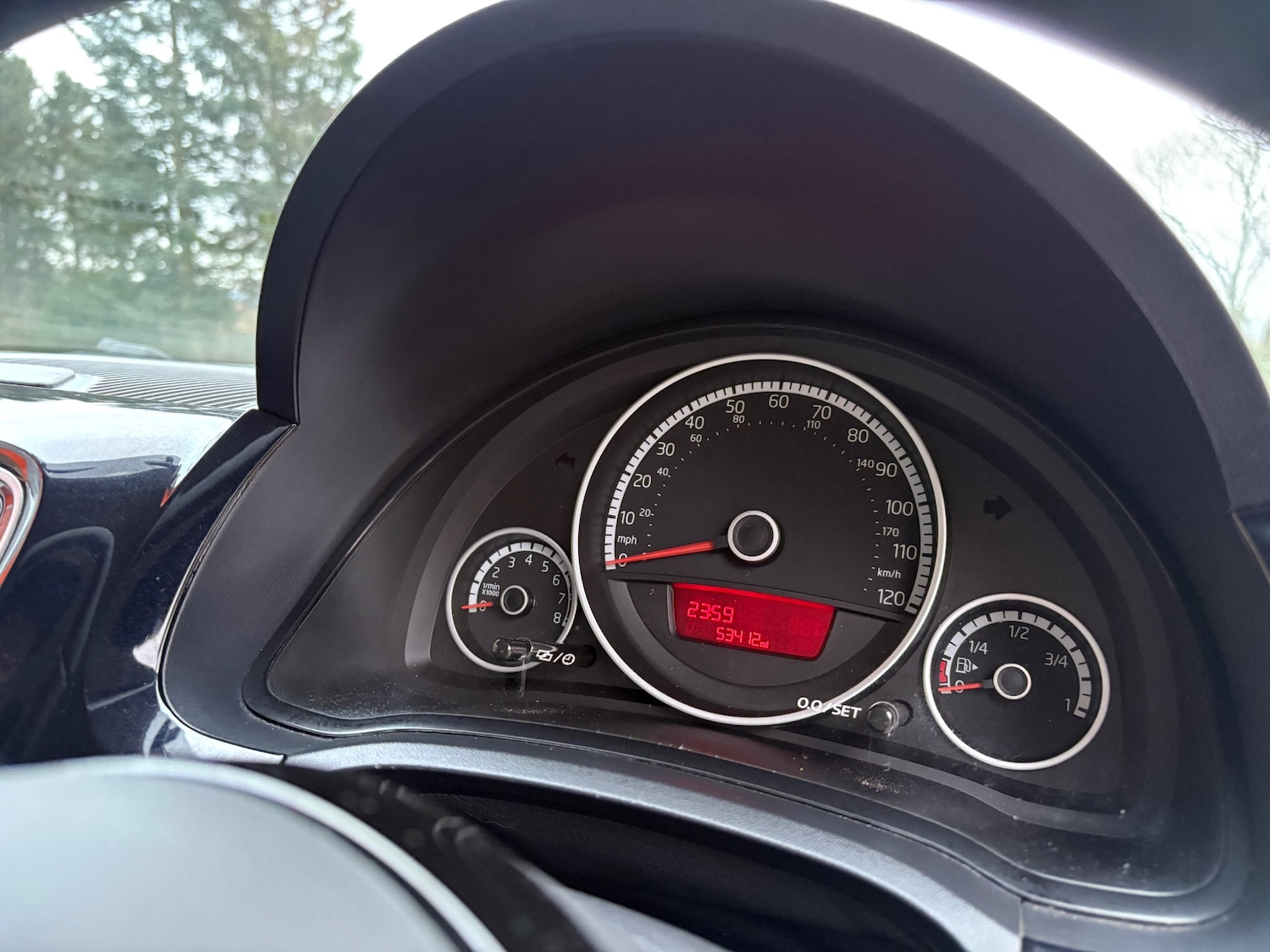 Used Volkswagen up! 2015 for sale - 77706004: Photo 15