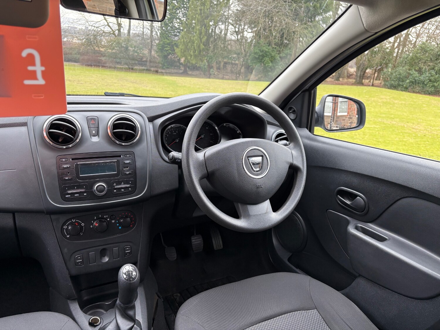 Used Dacia Sandero 2015 for sale - 77676873: Photo 19