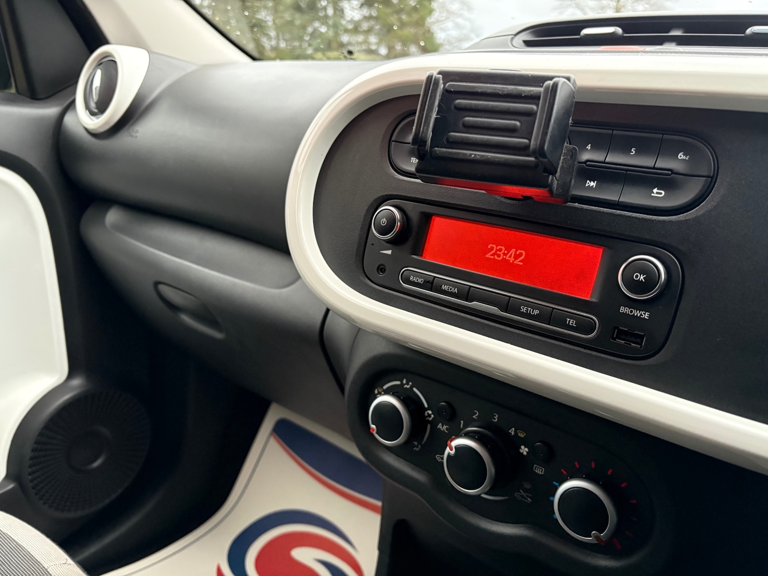 Used Renault Twingo 2017 for sale - 77290403: Photo 25