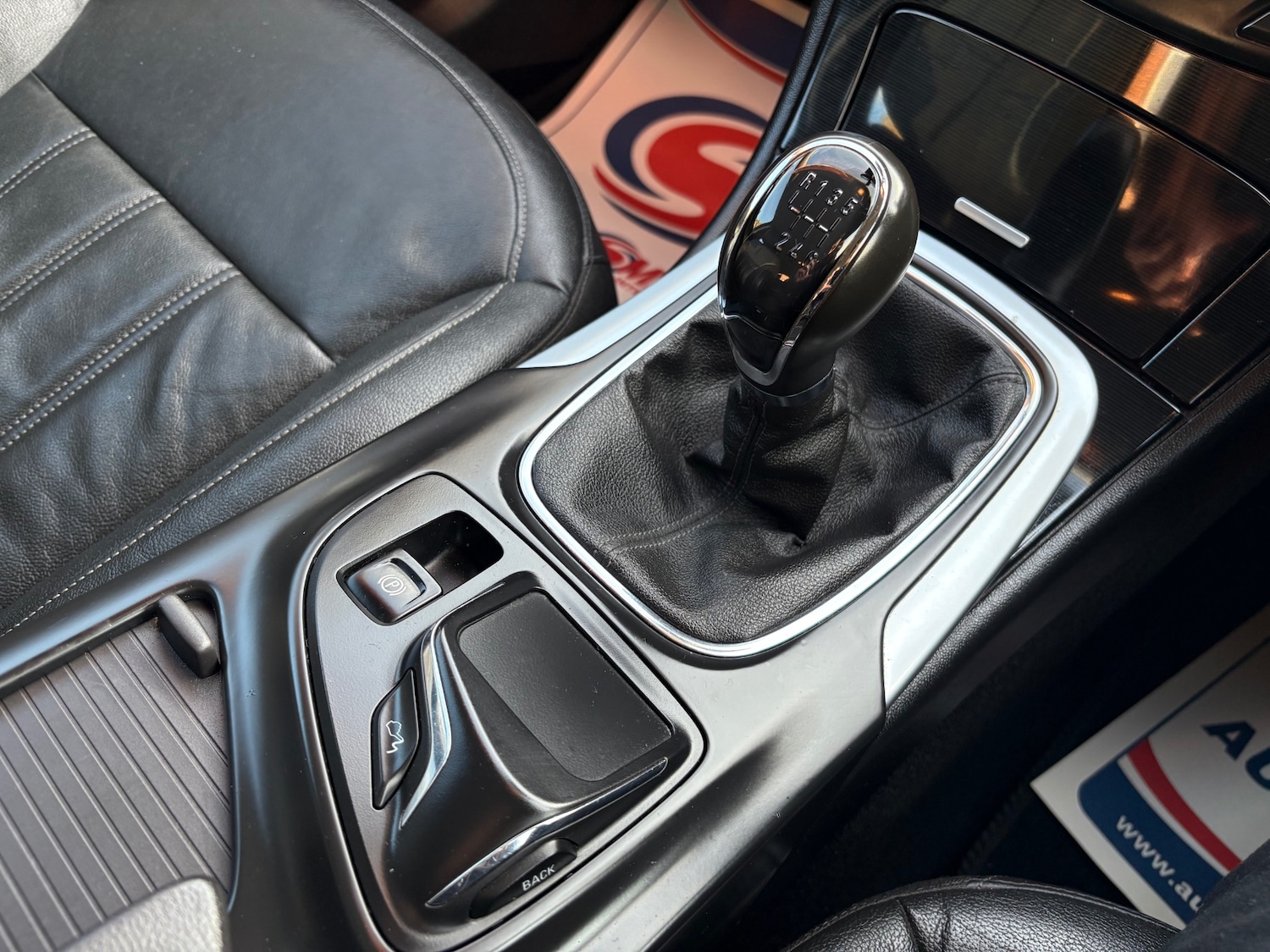 Used Vauxhall Insignia 2014 for sale - 77385626: Photo 24