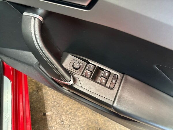 Used SEAT Leon 2021 for sale - 76146035: Photo 24