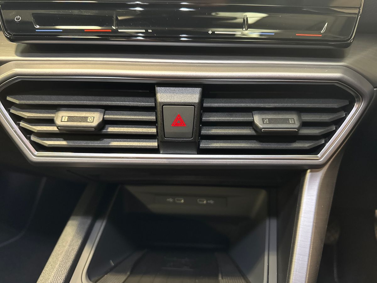 Used SEAT Leon 2025 for sale - 76410555: Photo 26