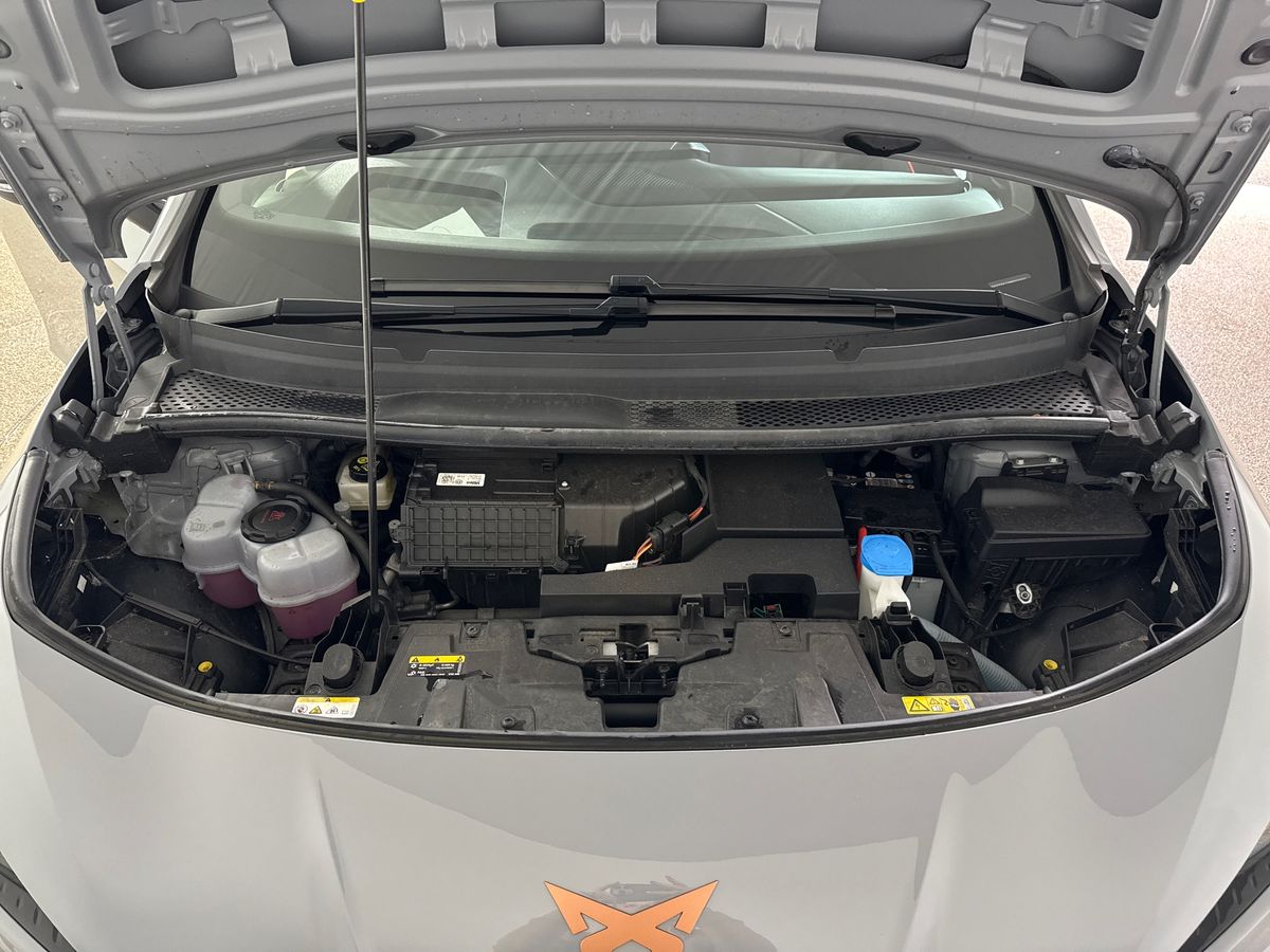 Vehicle 33