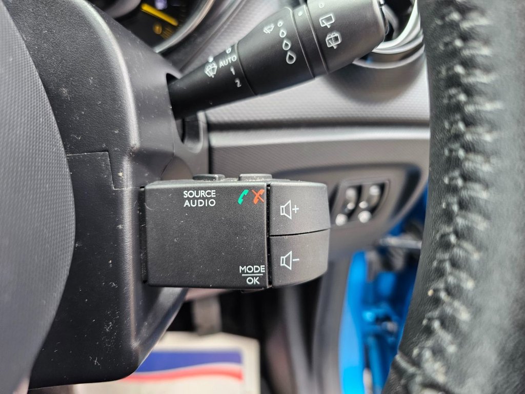 Used Renault Captur 2015 for sale - 76665680: Photo 33