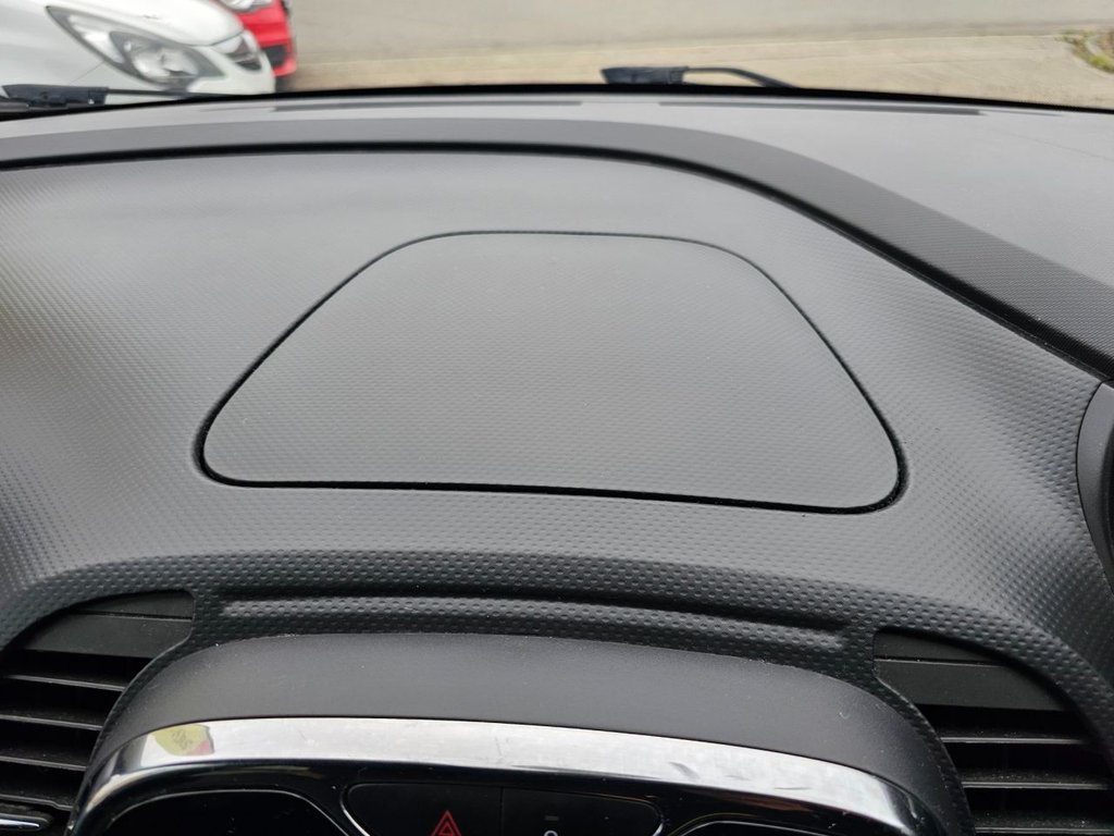 Used Renault Captur 2015 for sale - 76665680: Photo 34