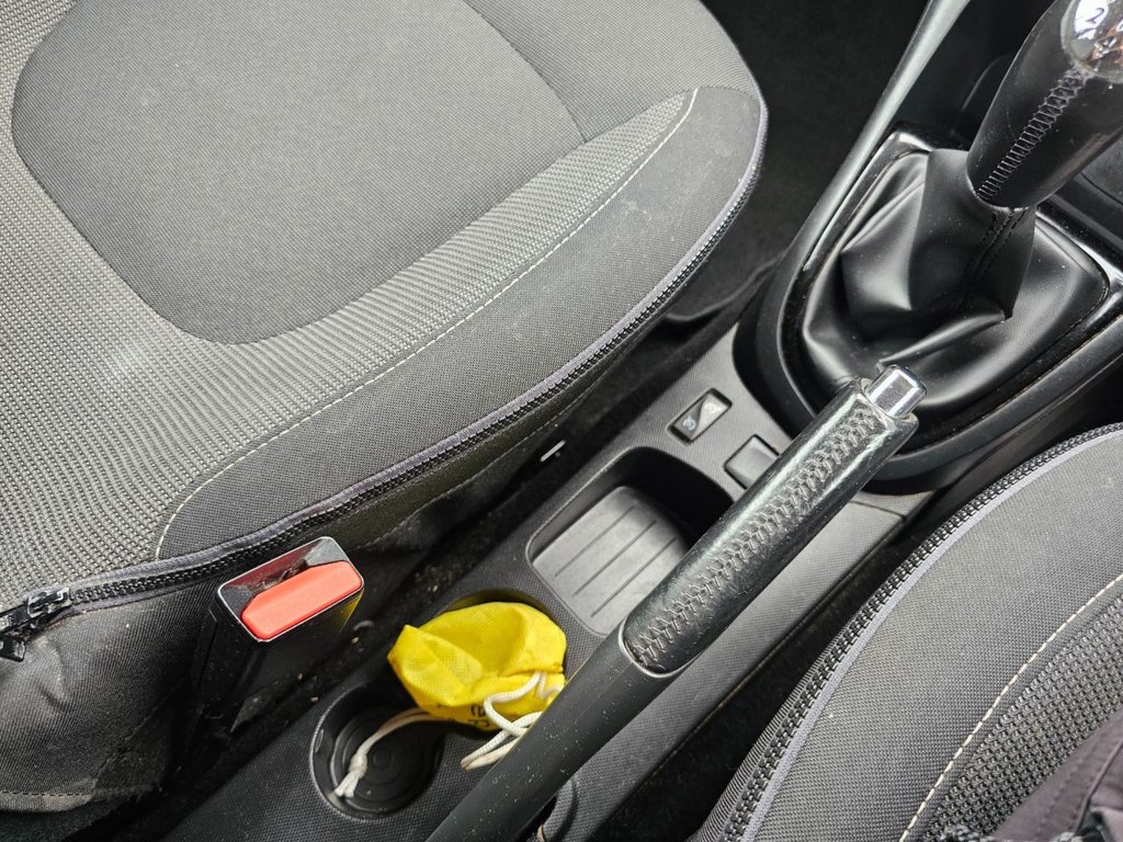 Used Renault Captur 2015 for sale - 76665680: Photo 42