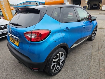 Used Renault Captur 2015 for sale - 76665680: Photo