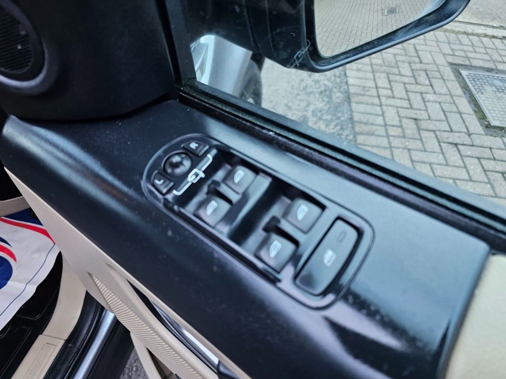 Used Land Rover Freelander 2 2013 for sale - 76797782: Photo 13