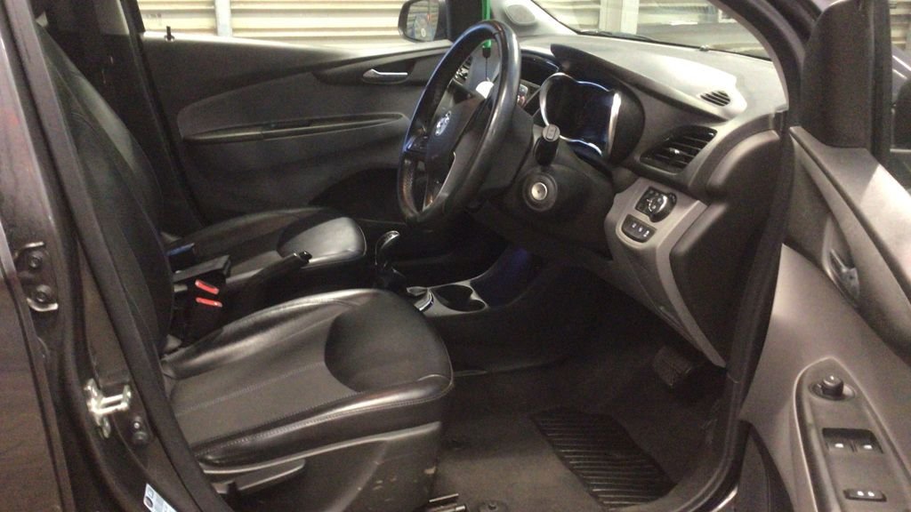 Used Vauxhall Viva 2016 for sale - 77388384: Photo 15