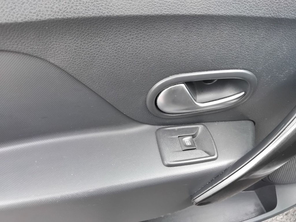 Used Dacia Sandero 2019 for sale - 76352869: Photo 15