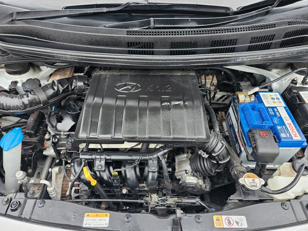 Used Hyundai i10 2015 for sale - 76352877: Photo 18