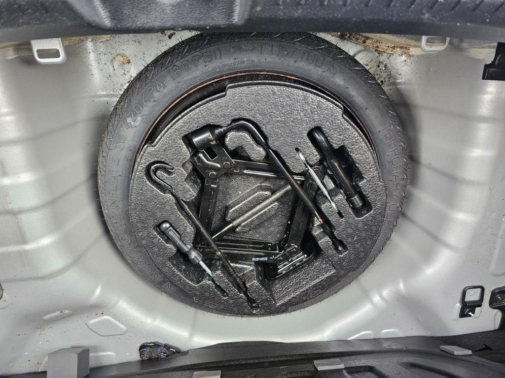 Used Hyundai i10 2015 for sale - 76352877: Photo 27