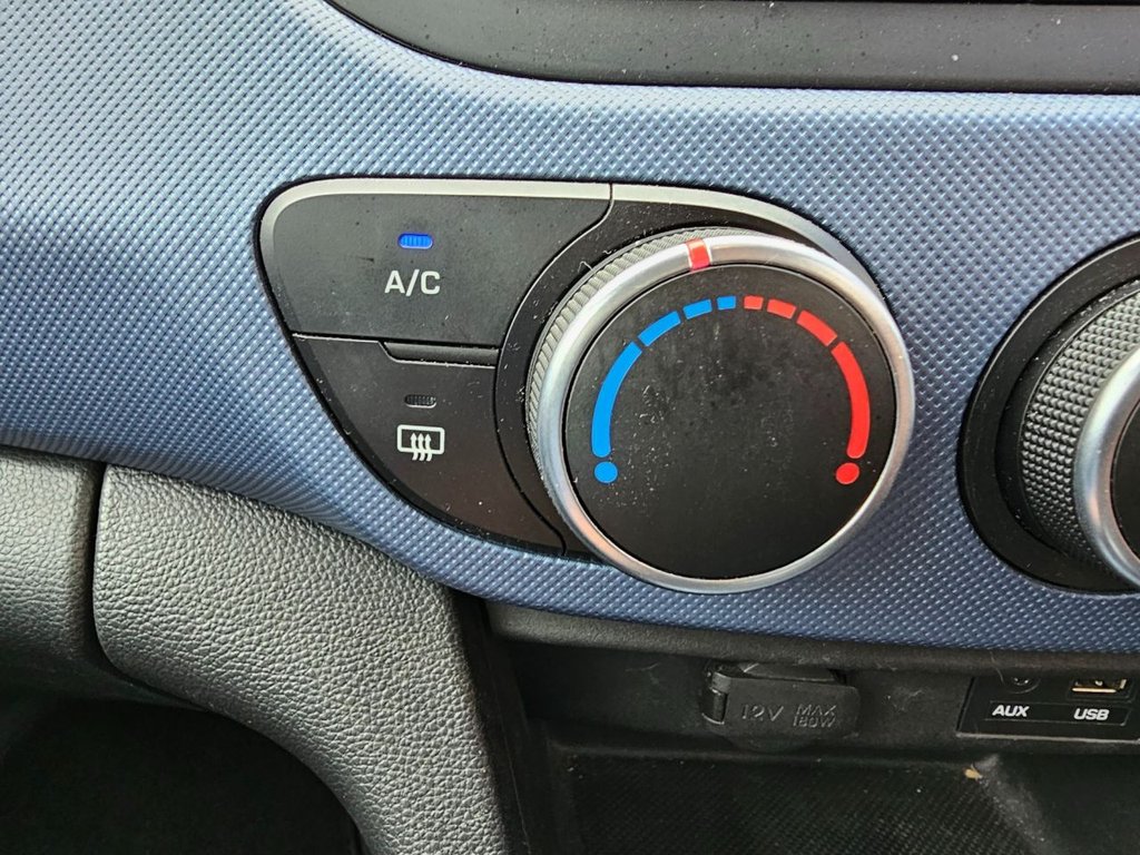 Used Hyundai i10 2015 for sale - 76352877: Photo 35