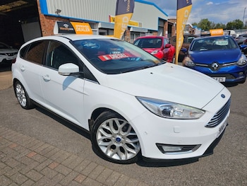 Used Ford Focus 2017 for sale - 76352880: Photo