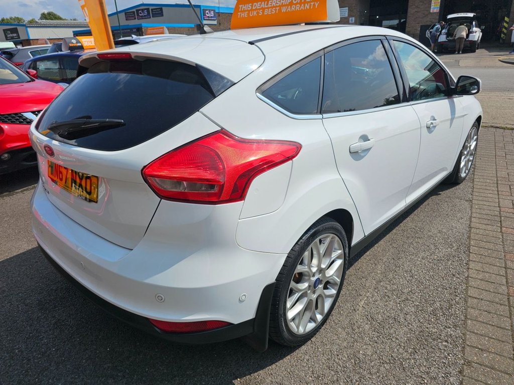 Used Ford Focus 2017 for sale - 76352880: Photo 4