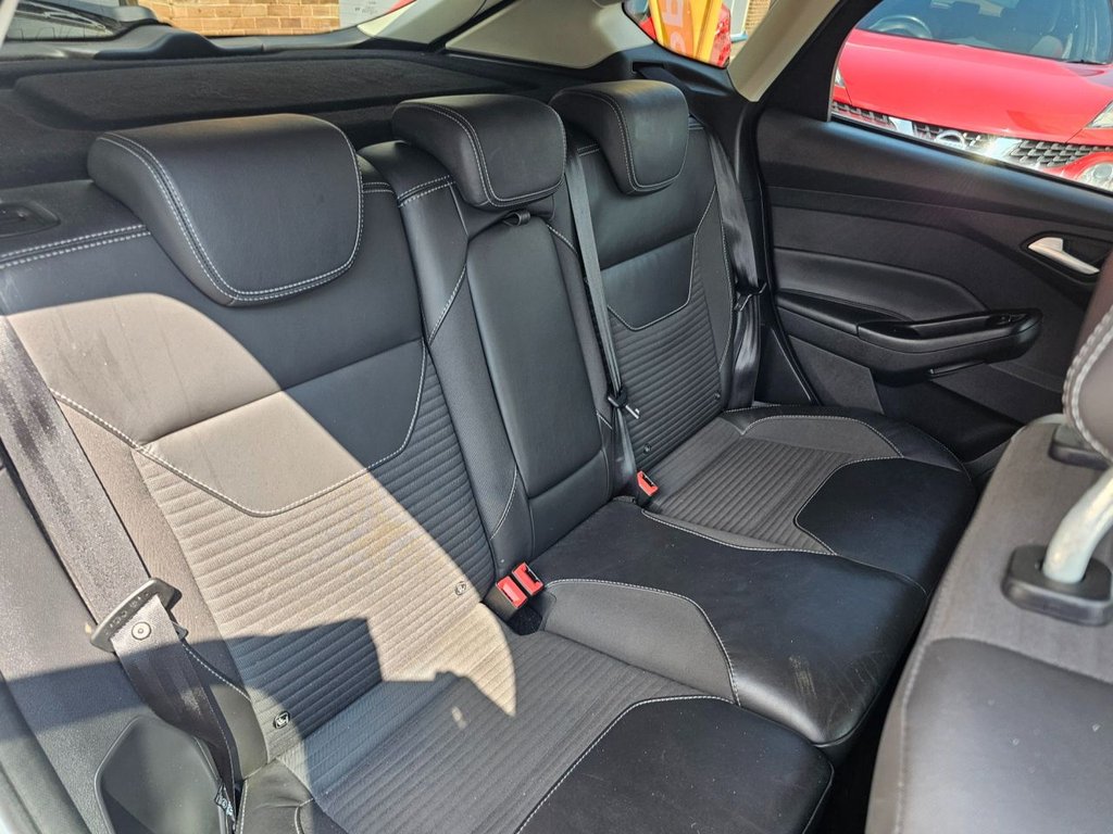 Used Ford Focus 2017 for sale - 76352880: Photo 8